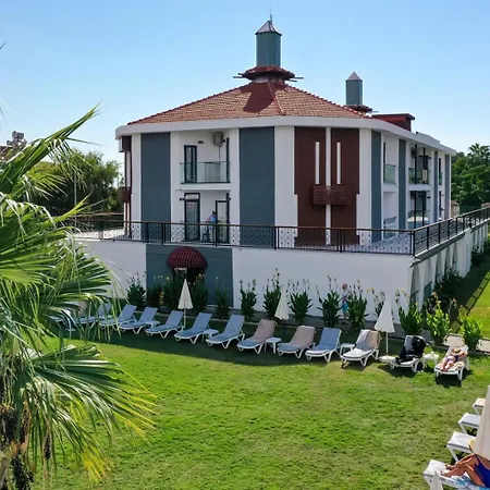 Square Adults Only Отель 4*